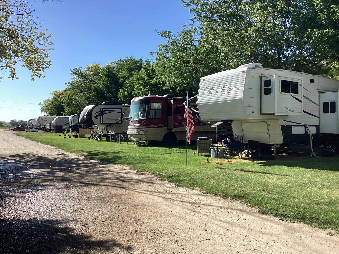 Snake River Resort