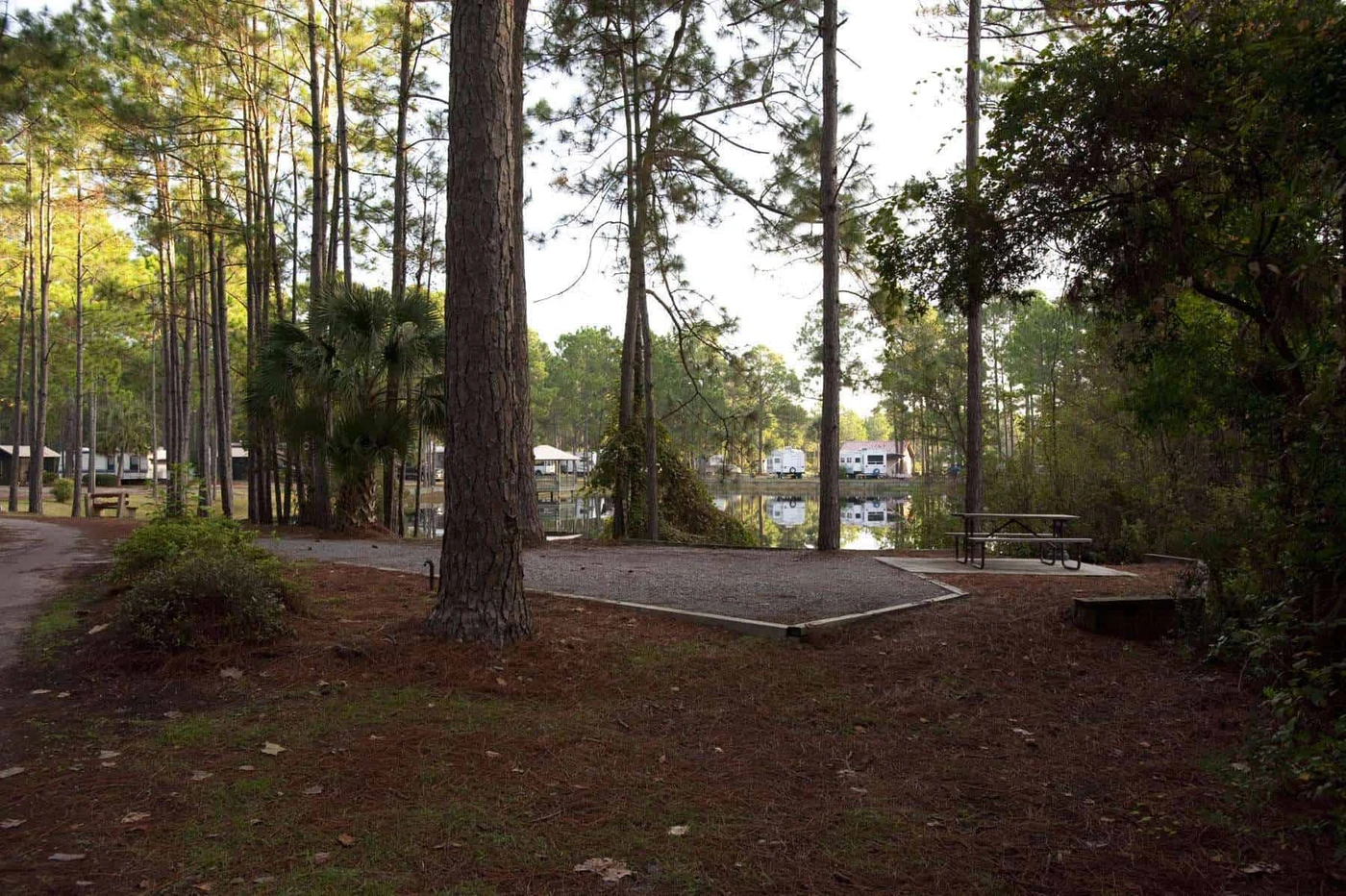 Pineglen Motorcoach and RV Park