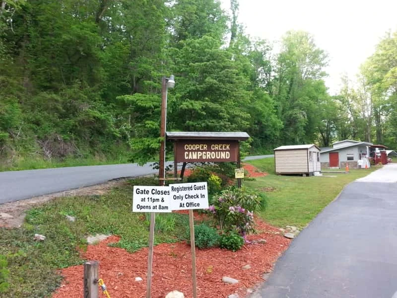 Cooper Creek Campground