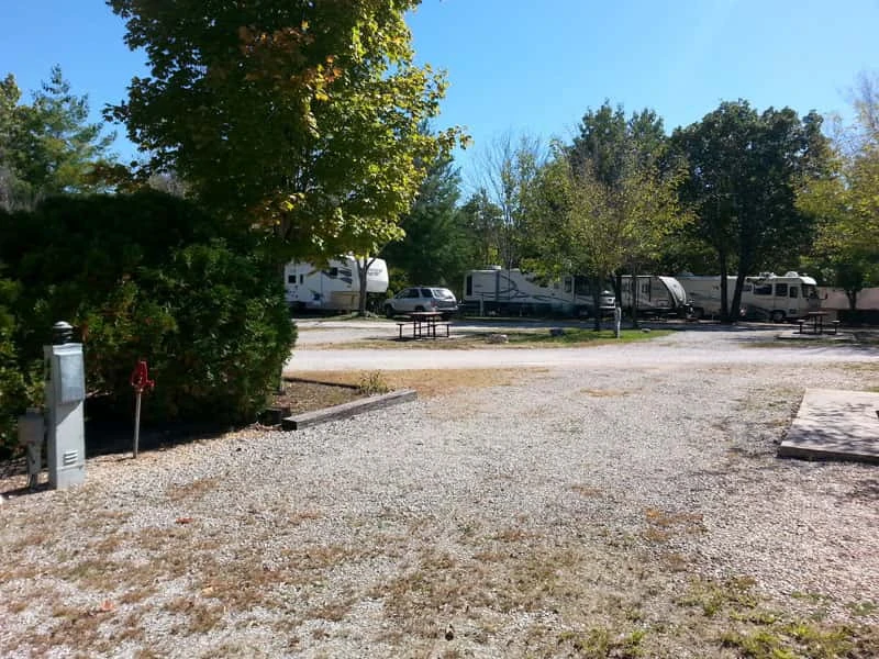 Acorn Acres RV Park & Villas