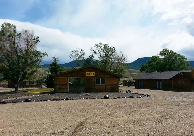 Yellowstone Valley Inn