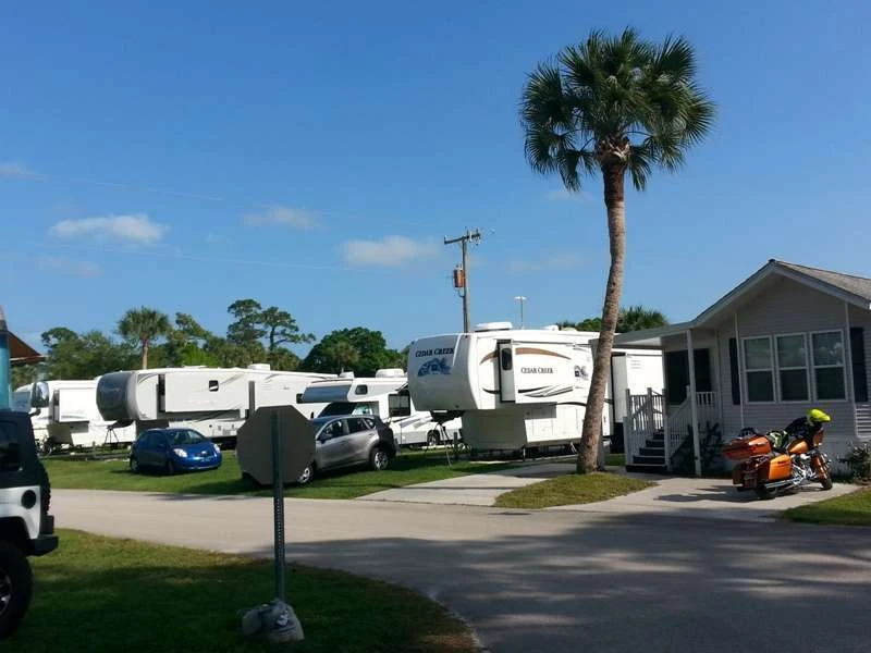 Road Runner Travel Resort
