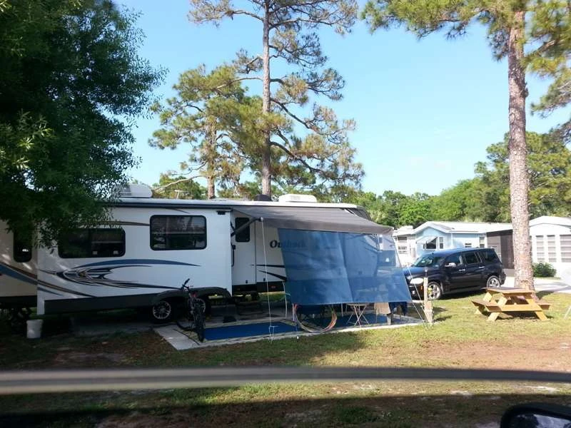 Road Runner Travel Resort
