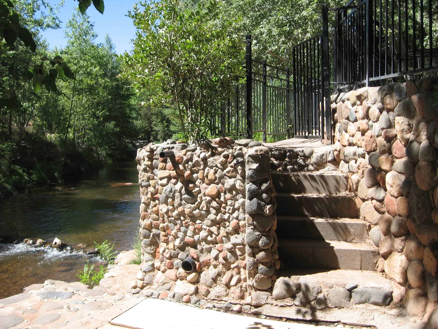 Oak Creek Mobilodge