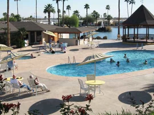Roadrunner Lake Resort