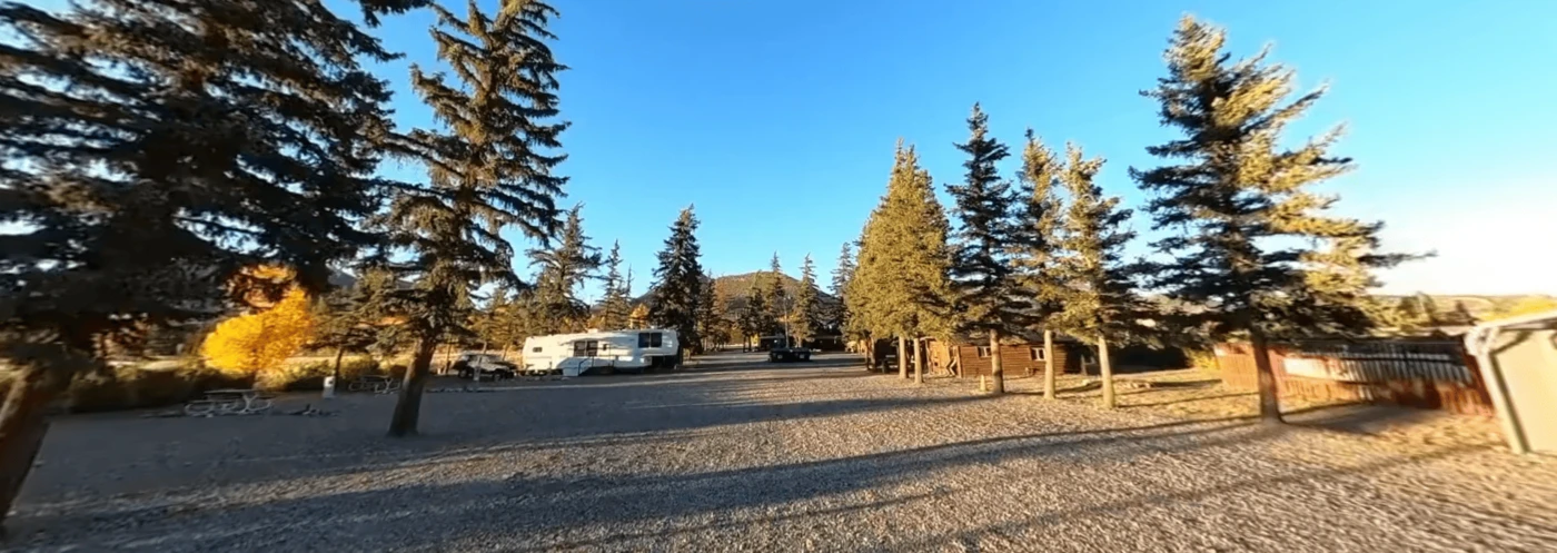Chinook Cabins & RV Park