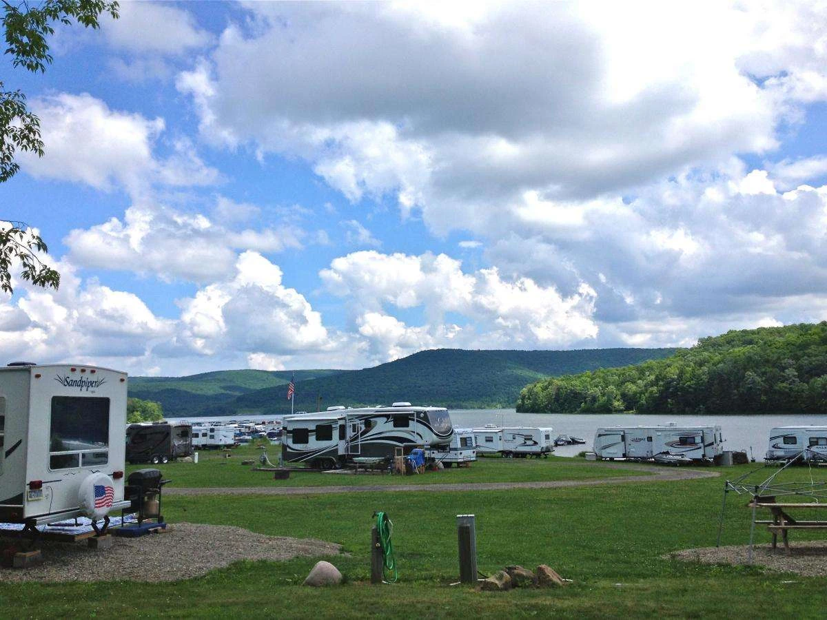Onoville Marina