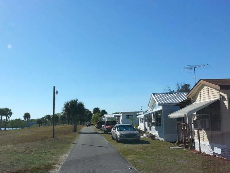 Meadowlark Shores RV Park