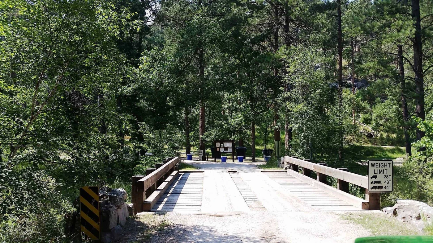 Grizzly Creek Campground