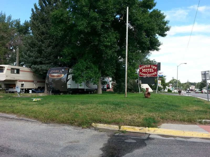 Mountain View Motel and Campground