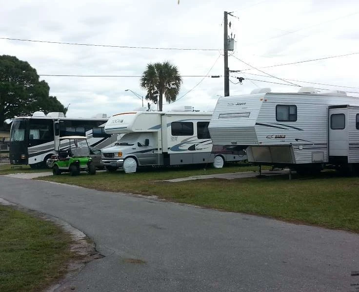 Lone Oak RV Park