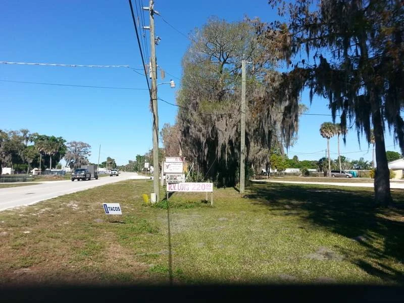 Cypress Hut RV Park