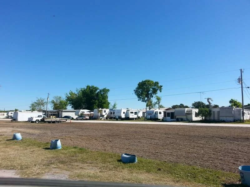 Cypress Hut RV Park