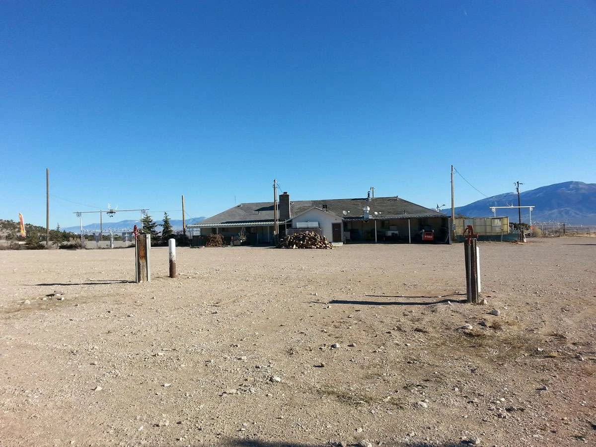 Major's Station Bar & RV Park