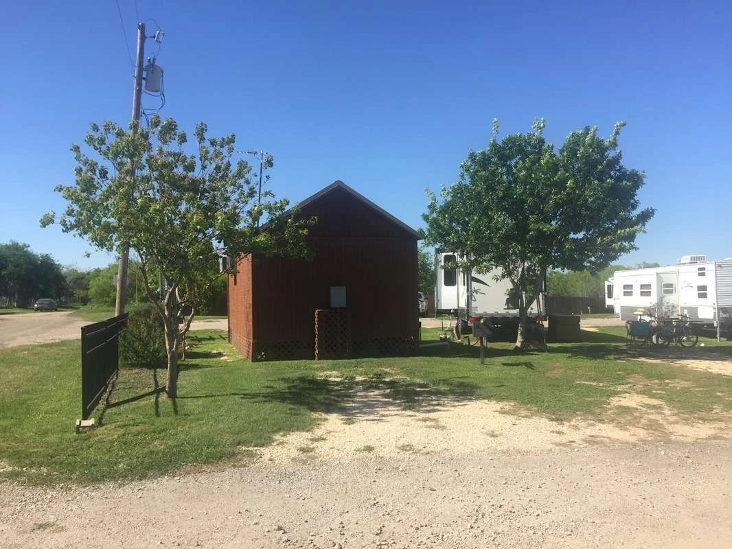 R&M RV Park