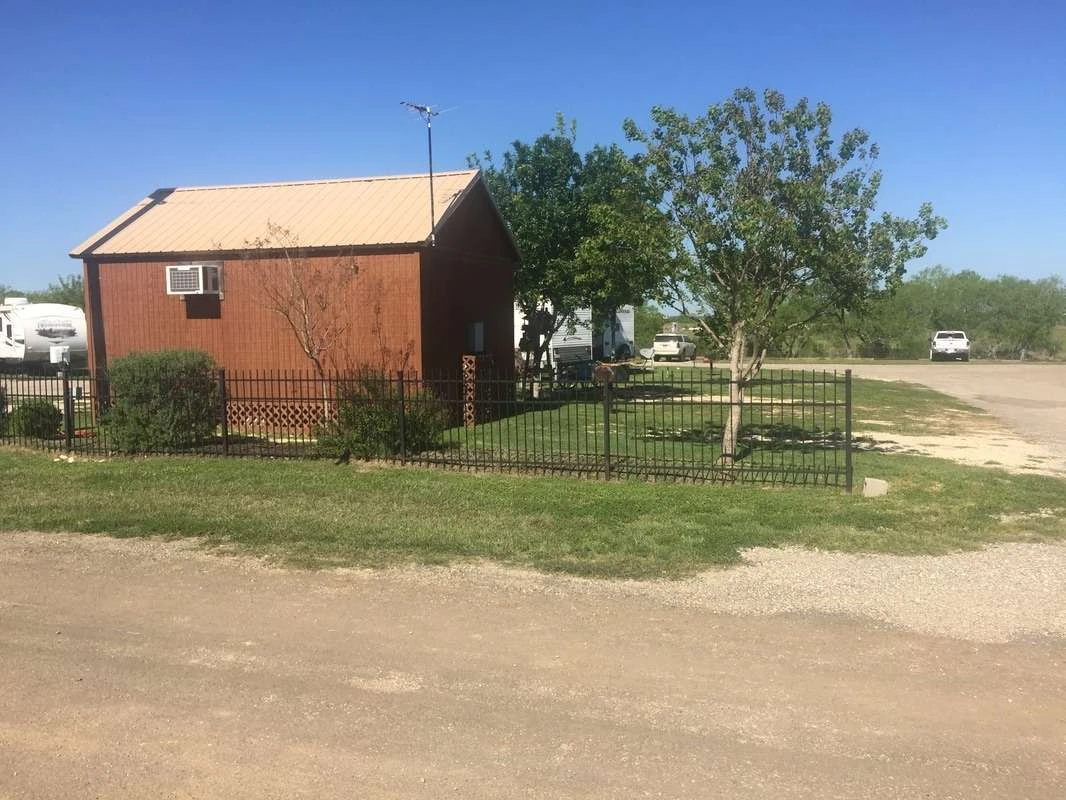 R&M RV Park