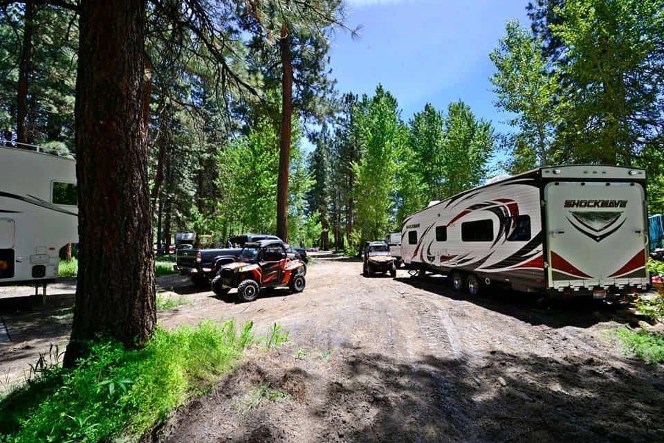 Pine Resort and Motel