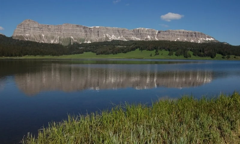 Brooks Lake Campground