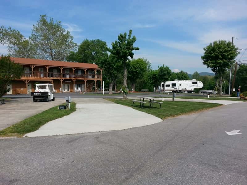 Asheville Bear Creek RV Park