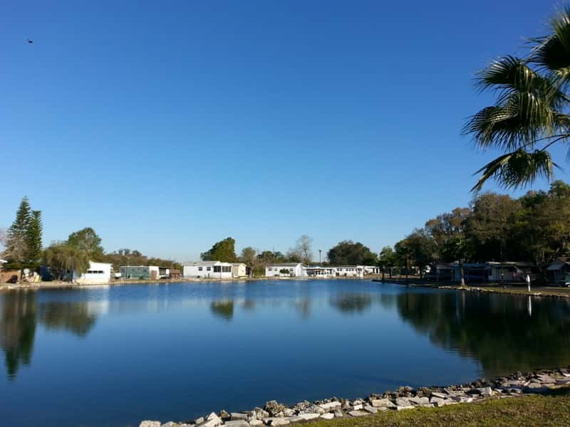 Crystal Lake Mobile Home & RV Village