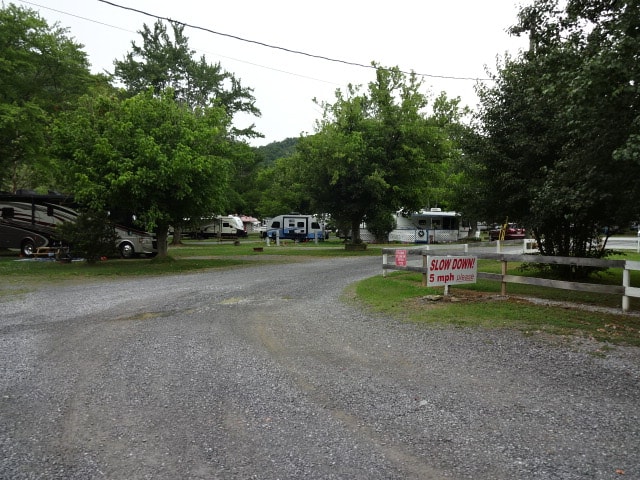Eagle's Nest Campground