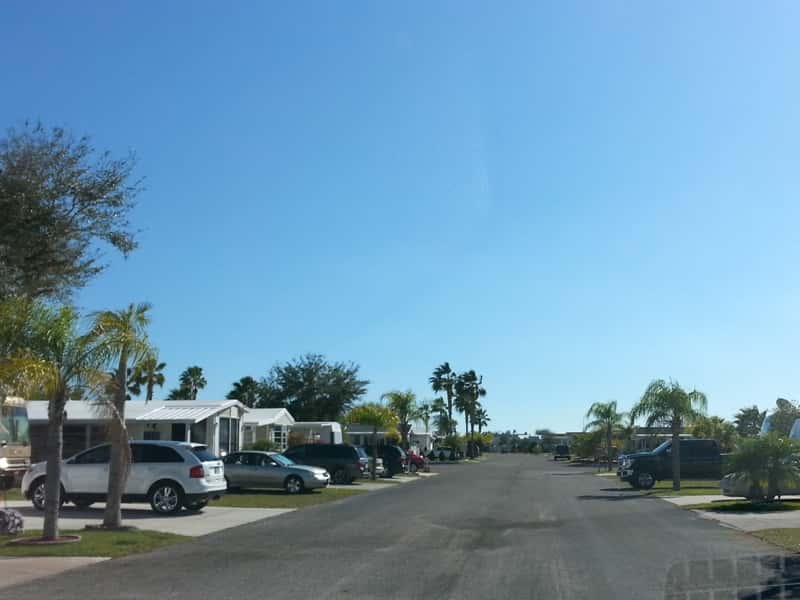 Encore Harbor Lakes RV Resort