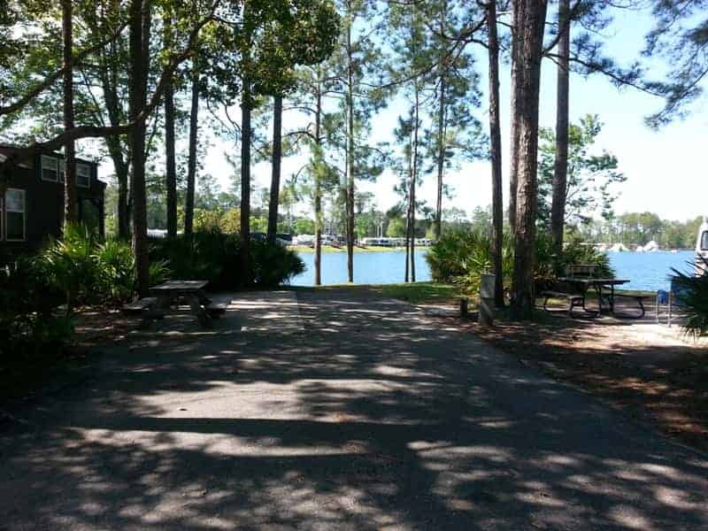 Flamingo Lake RV Resort