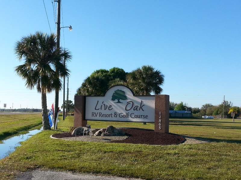 Live Oak RV Resort & Golf Course