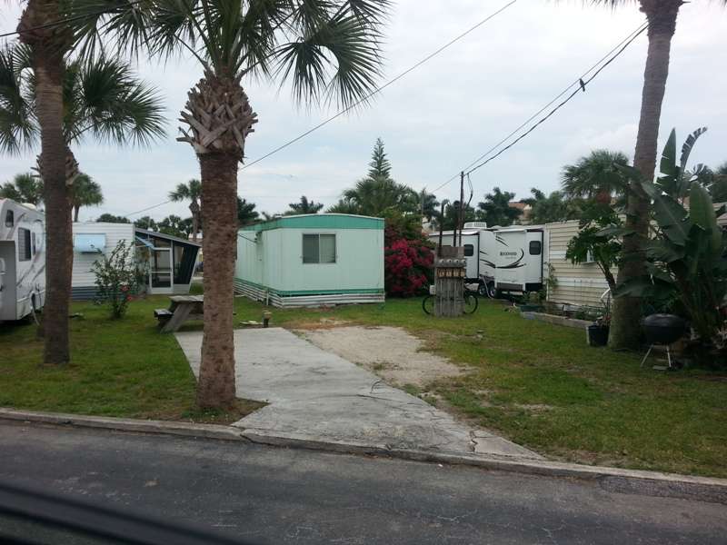 Lucky Clover RV and Mobile Home Park