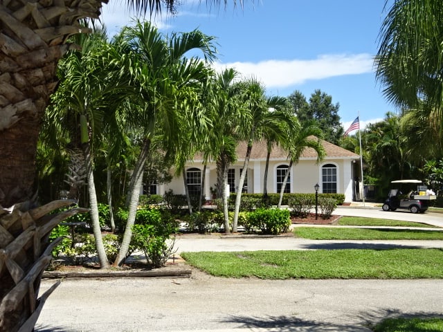 Neapolitan Cove RV Resort