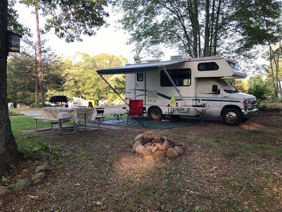 Niantic / I-95 Exit 72 KOA