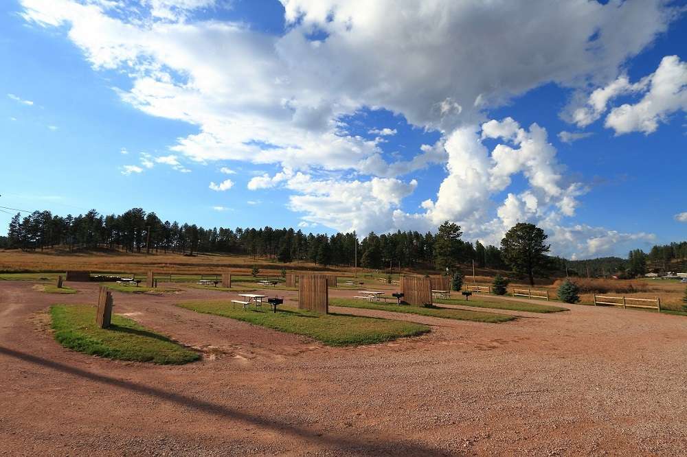 Whispering Winds Cottages and Campsites