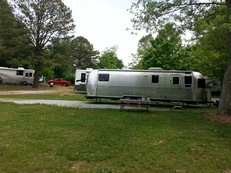 Red Gates Cottages and RV Park