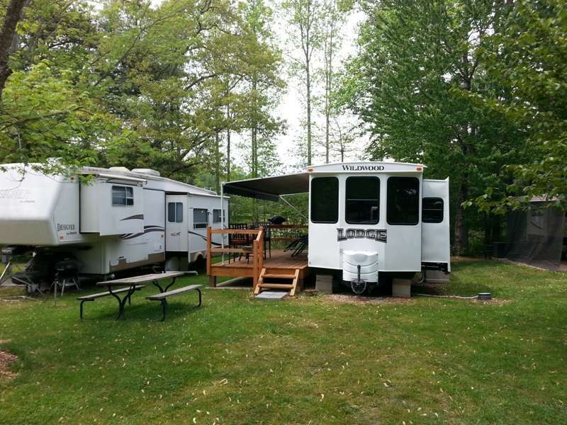 Red Gates Cottages and RV Park