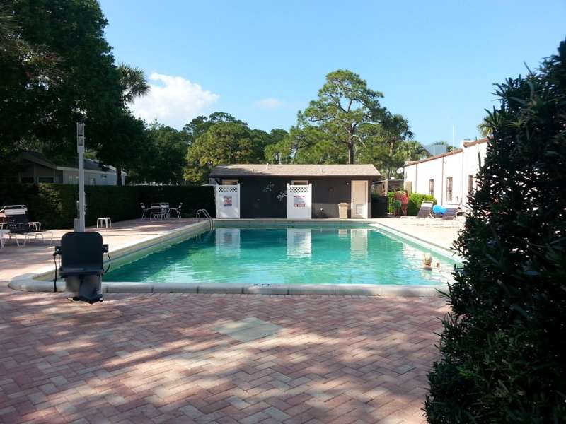 Road Runner Travel Resort