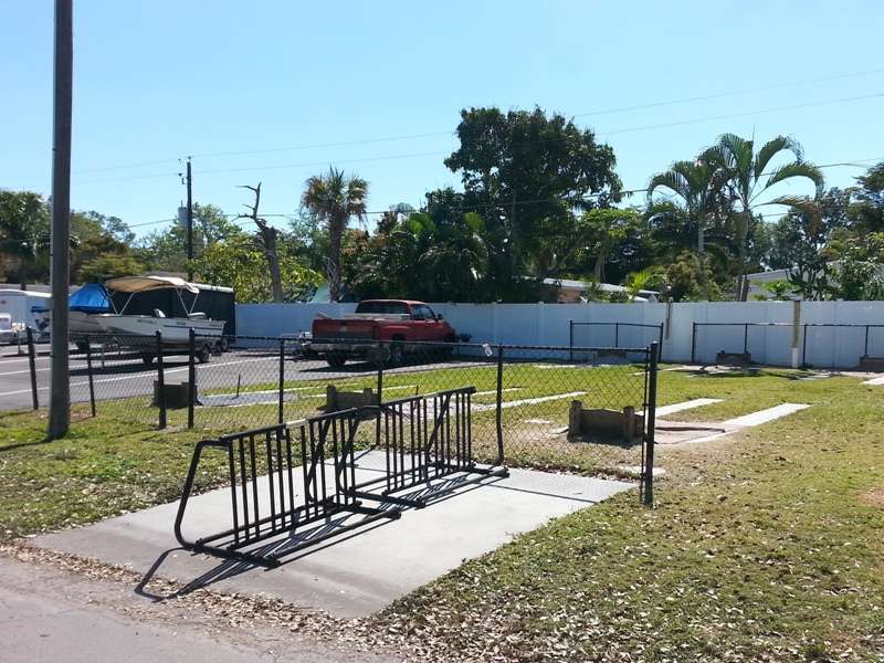 Sun RV Resorts Lake San Marino RV Park