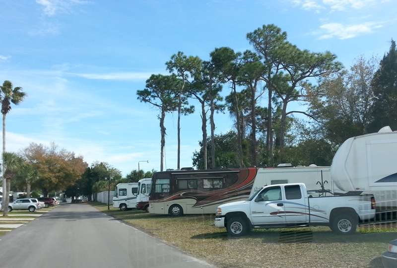 Sundance Lakes RV Resort