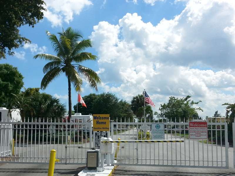 Sunshine Holiday RV Resort