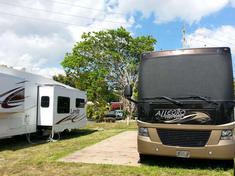 Sunshine Holiday RV Resort