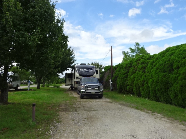 Sunshine Farm RV Park