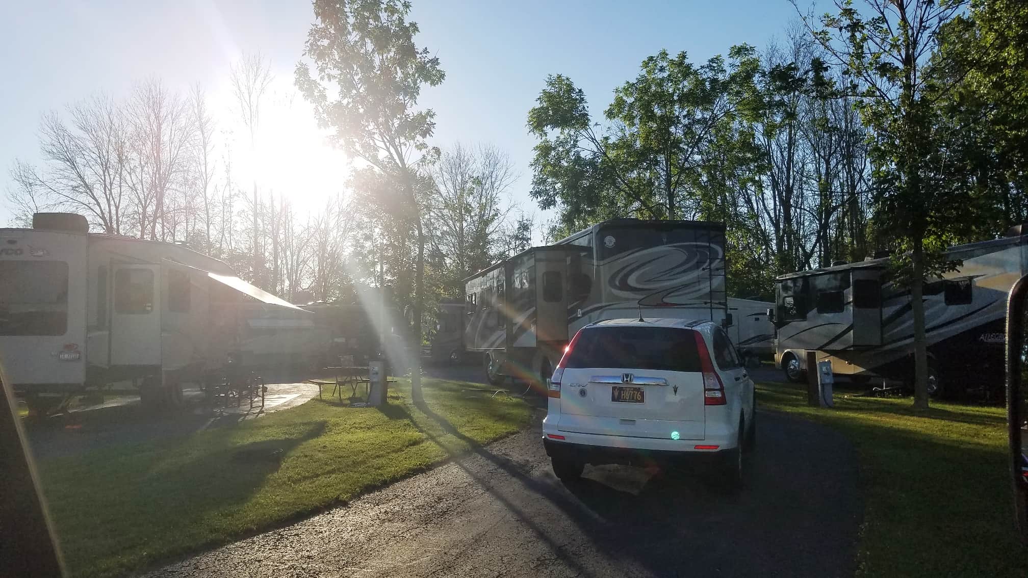 AA Royal Motel & Campground