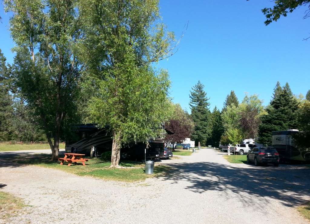 Alpine Country Store & RV Park