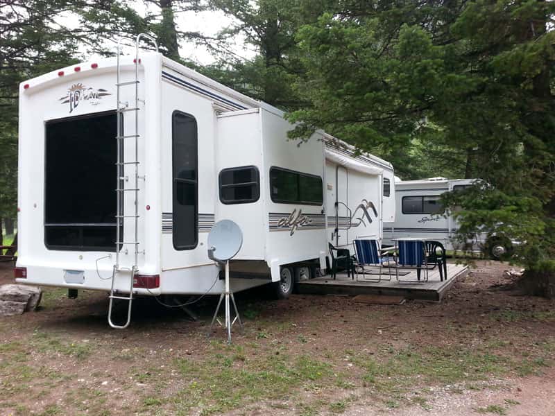 Campfire Lodge Resort