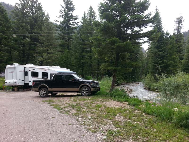 Campfire Lodge Resort
