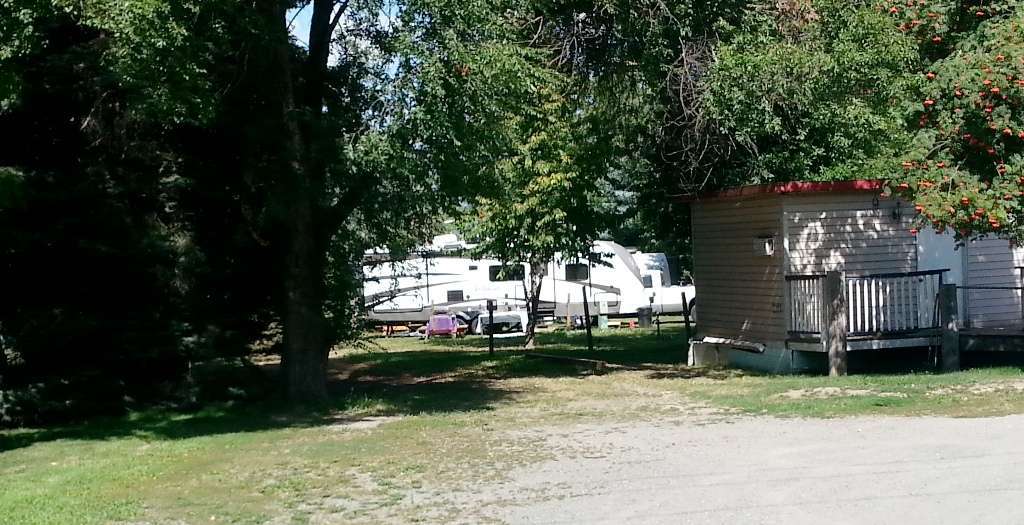 Carriagehouse Inn & RV Park