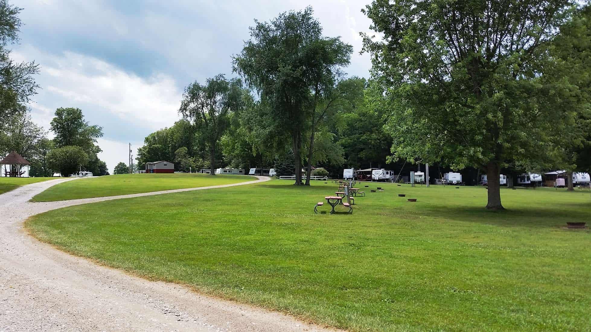 Charlarose Lake & Campground