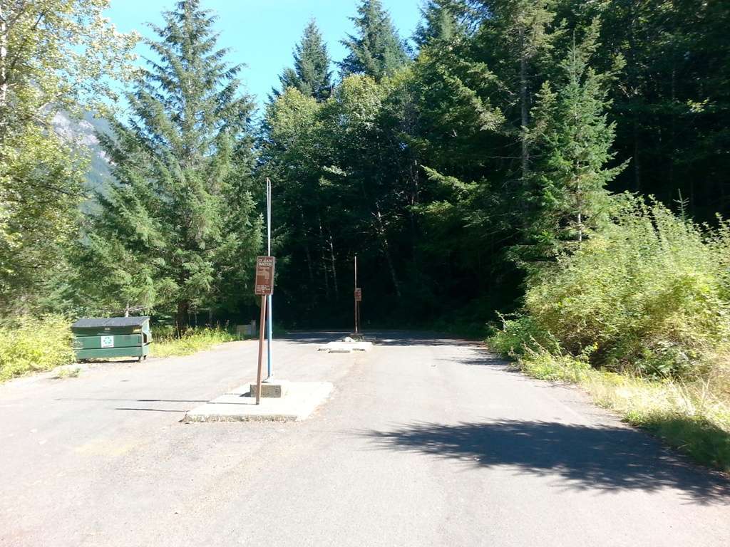 Colonial Creek Campground