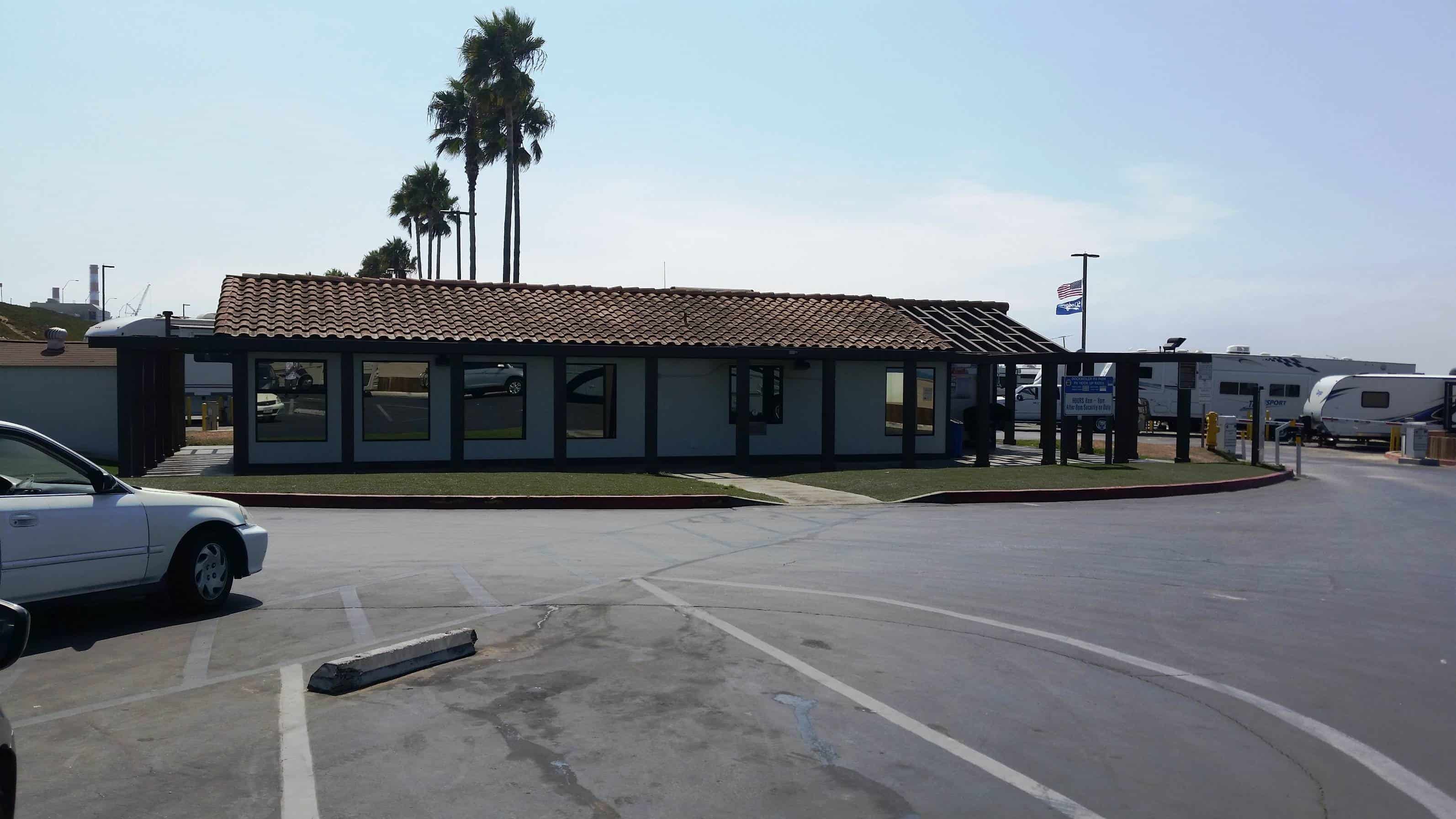 Dockweiler Beach RV Park