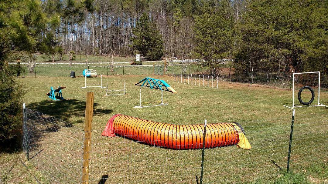 Four Paws Kingdom Campground