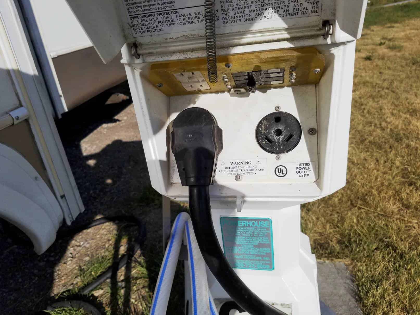 Eagle Peak Lodge and RV Park